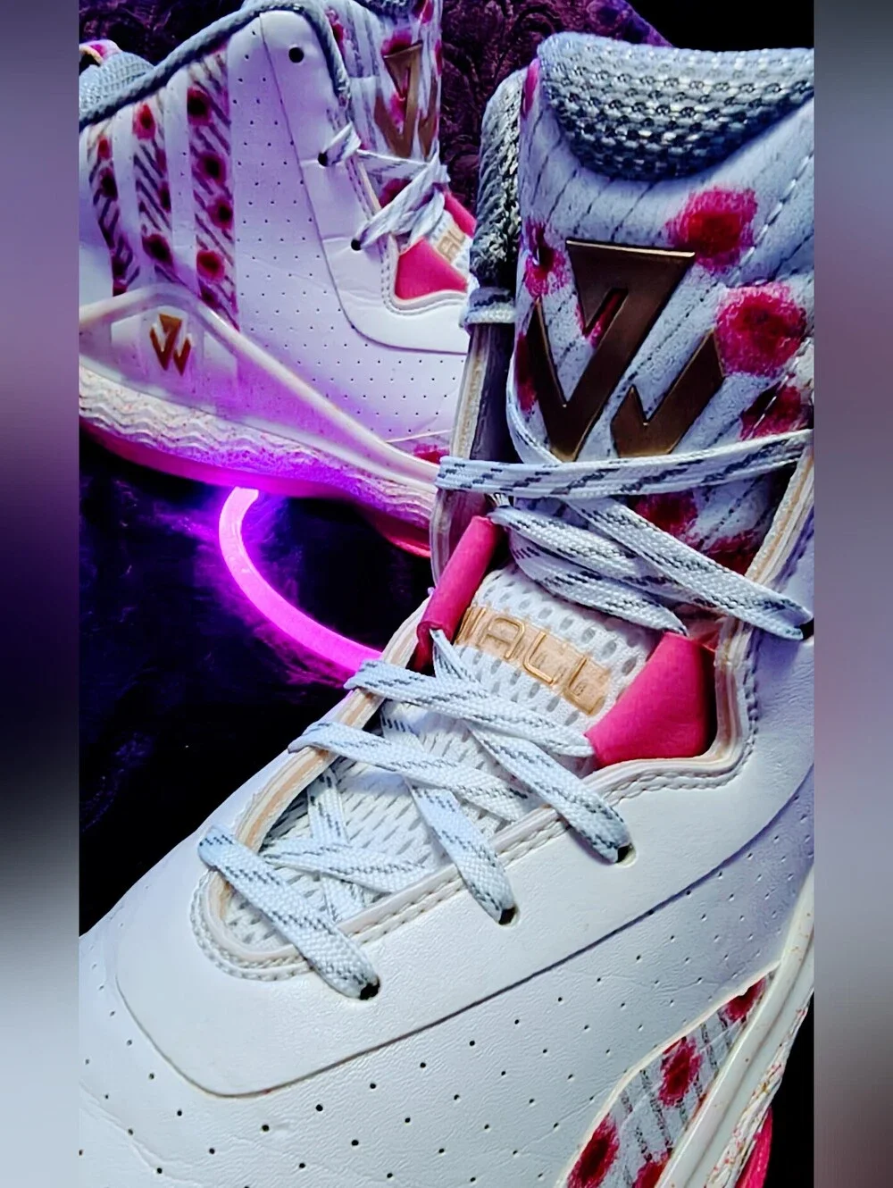 *NEAR MINT* Adidas J Wall 1 Florist City (2014). . .Cherry Blossom